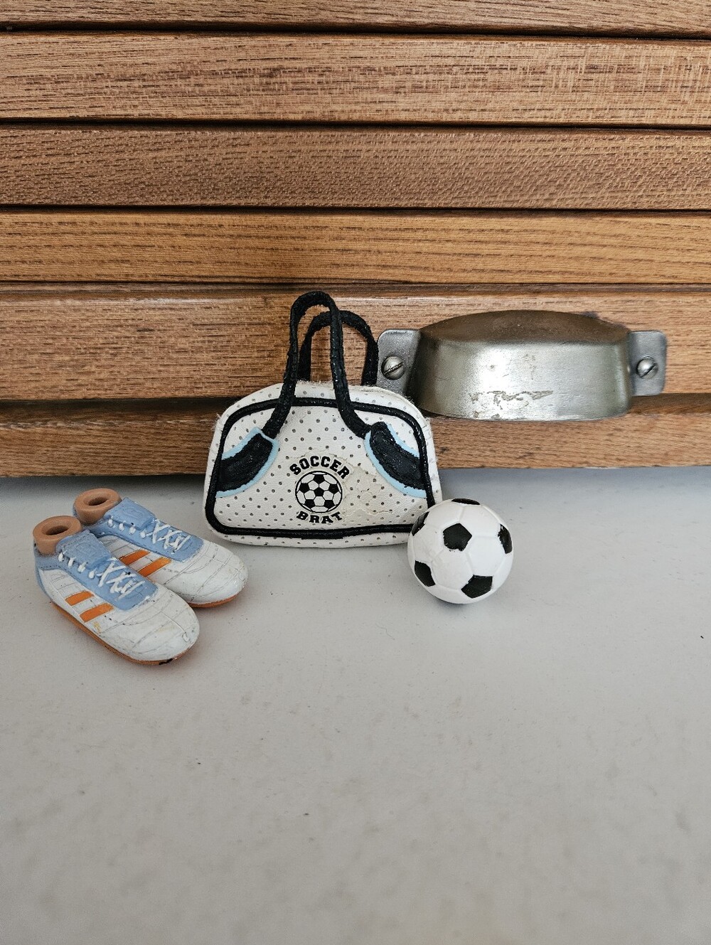 🧡3/$15 Bratz Doll Soccer Lot